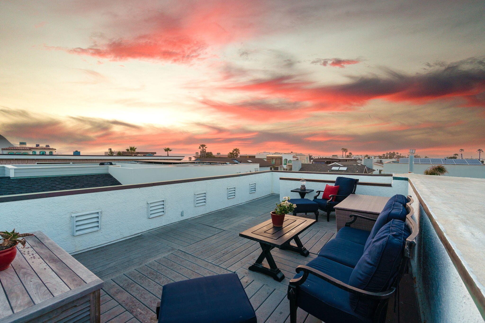 5235 Sealane Way Oxnard, CA 93035 - Photo 41 of 53 a view of a terrace with sitting area