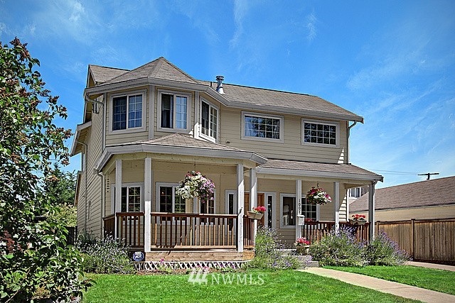1008 North Riverside Drive Renton, WA 98057 - Photo 1 of 1