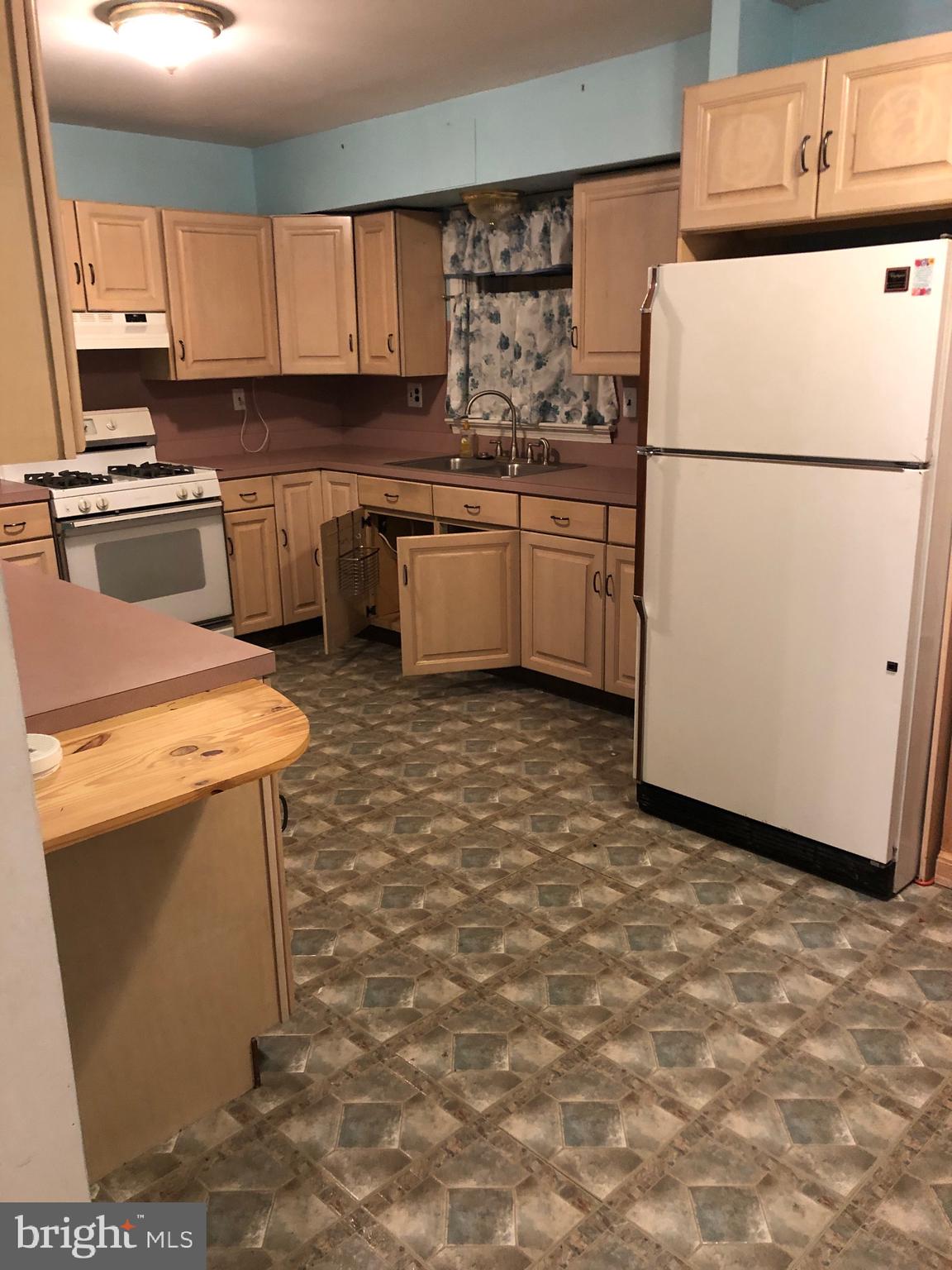 820 Bentley Road Lindenwold, NJ 08021 - Photo 7 of 29