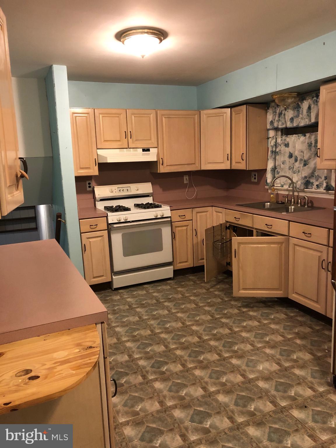 820 Bentley Road Lindenwold, NJ 08021 - Photo 10 of 29