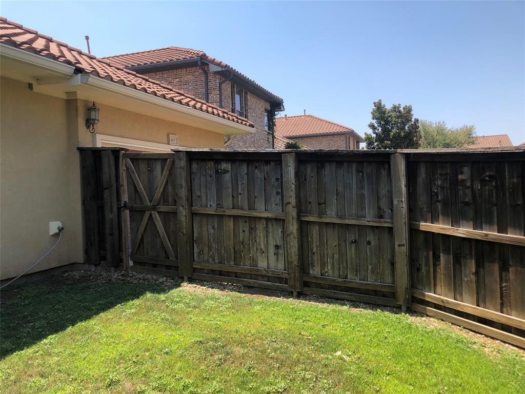 817 La Cima Irving, TX 75039 - Photo 26 of 40