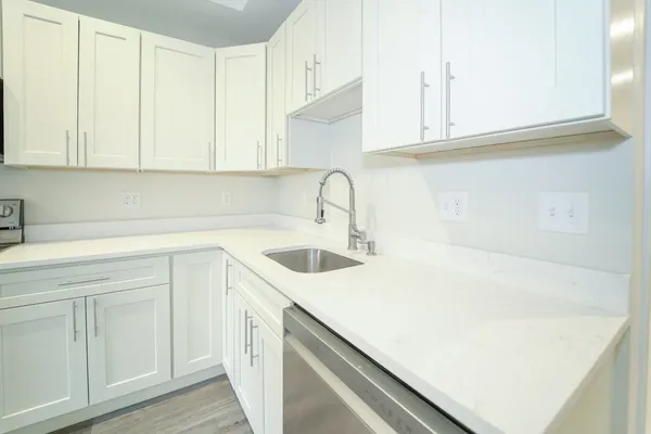 $5,000 | 424 Marlborough Street, Unit 1, Boston, MA 02115