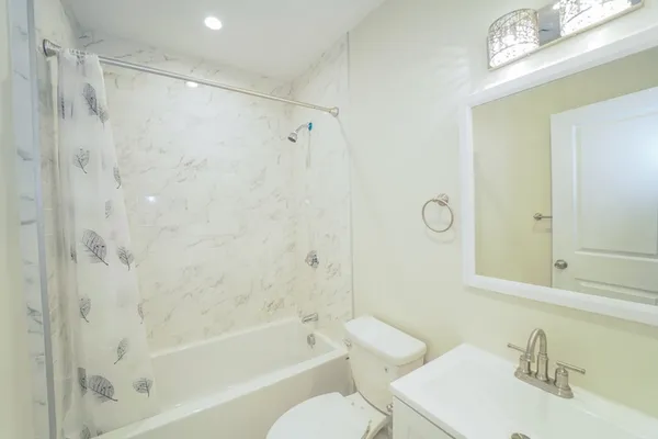 $5,000 | 424 Marlborough Street, Unit 1, Boston, MA 02115