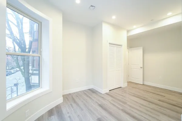 $5,000 | 424 Marlborough Street, Unit 1, Boston, MA 02115