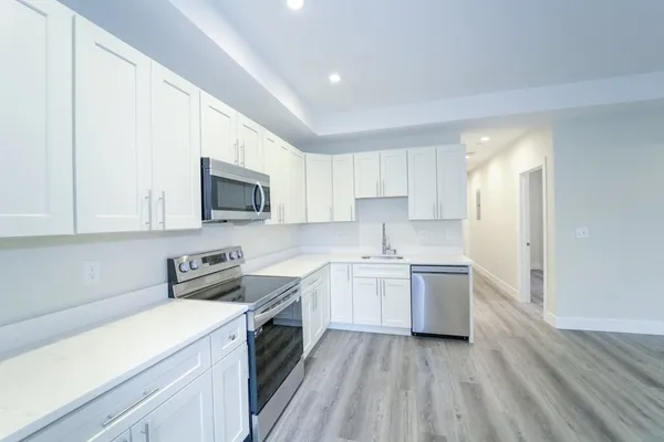 $5,000 | 424 Marlborough Street, Unit 1, Boston, MA 02115