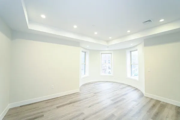 $5,000 | 424 Marlborough Street, Unit 1, Boston, MA 02115