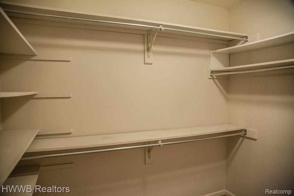 271 Marmoor Court, Unit 26 Rochester Hills, MI 48309 - Photo 29 of 46