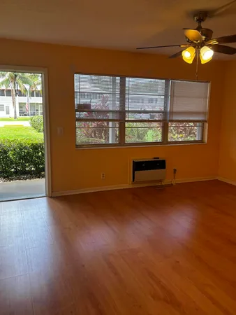 $1,350 | 4 Sussex A, West Palm Beach, FL 33417