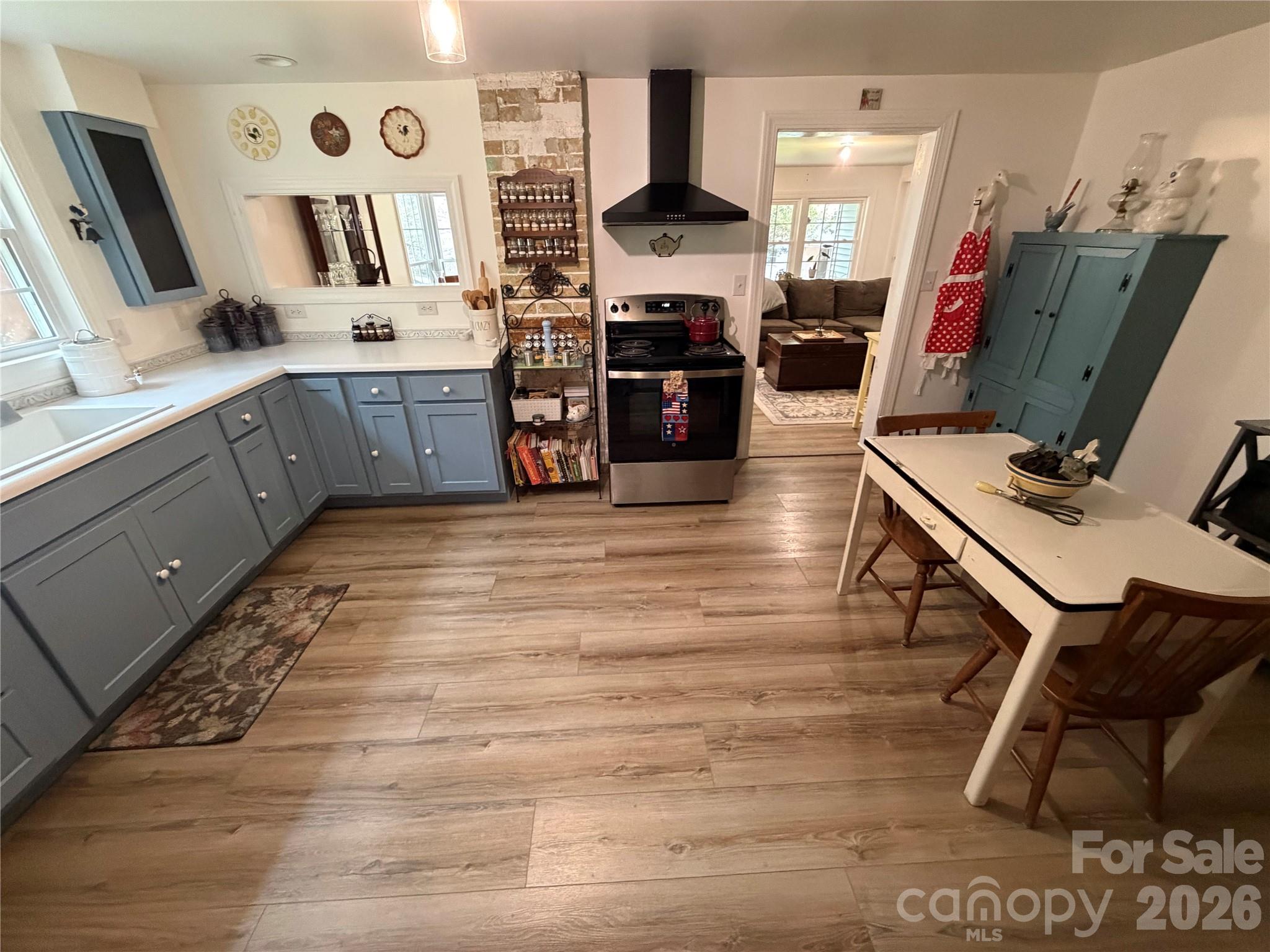 658 Upper Hanging Rock Road Spruce Pine, NC 28777 - Photo 8 of 35