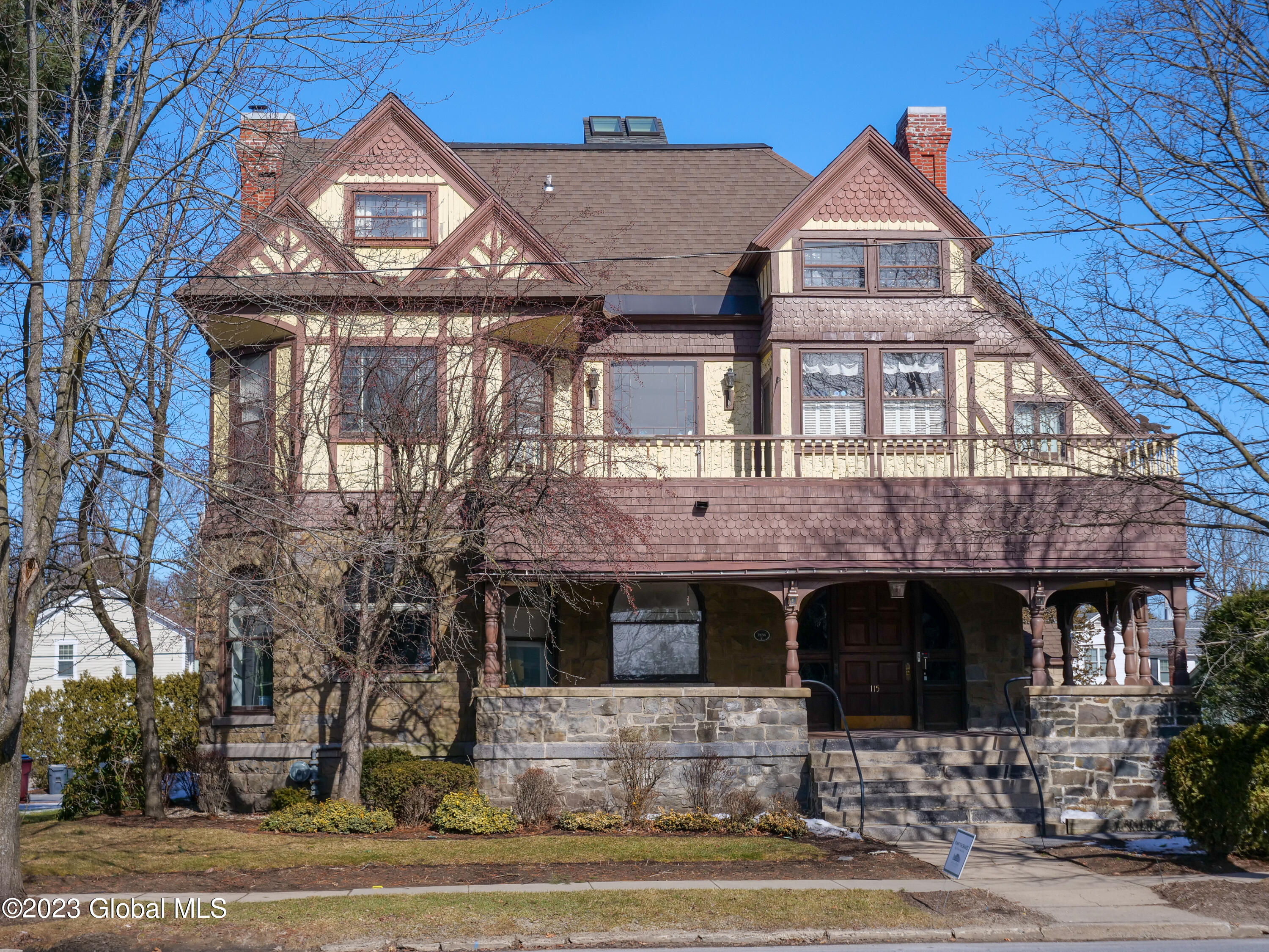 115 Union Ave, Unit R-106