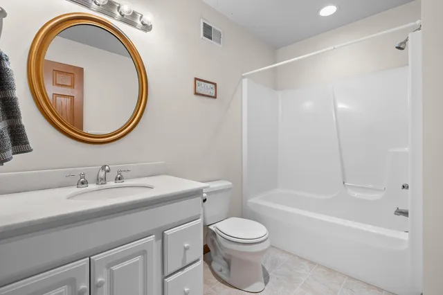 $545,000 | 26088 Wasepi Road, Centreville, MI 49032