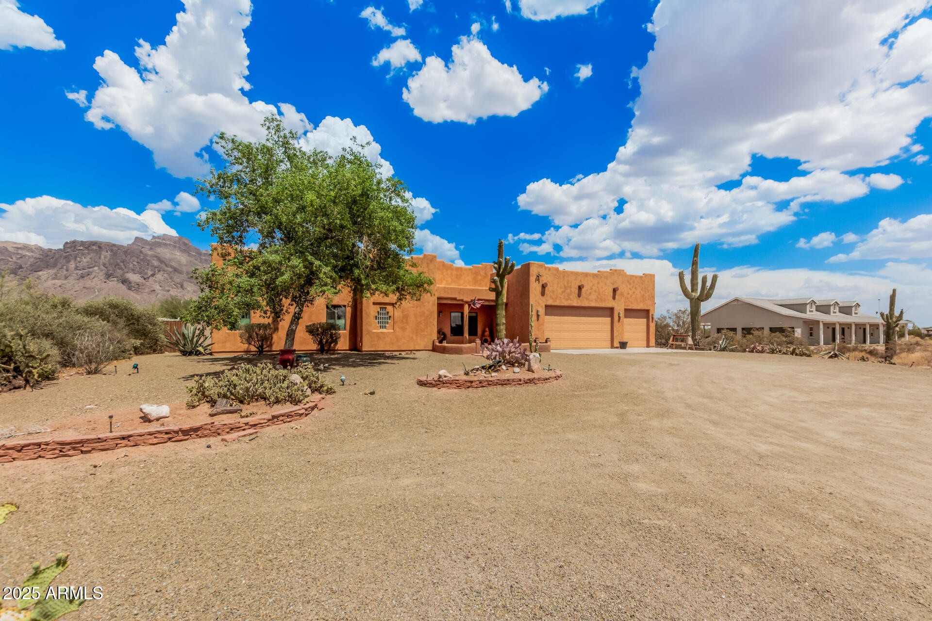 1025 North Boyd Road Apache Junction, AZ 85119 - Photo 5 of 60 a view of a volley ball court