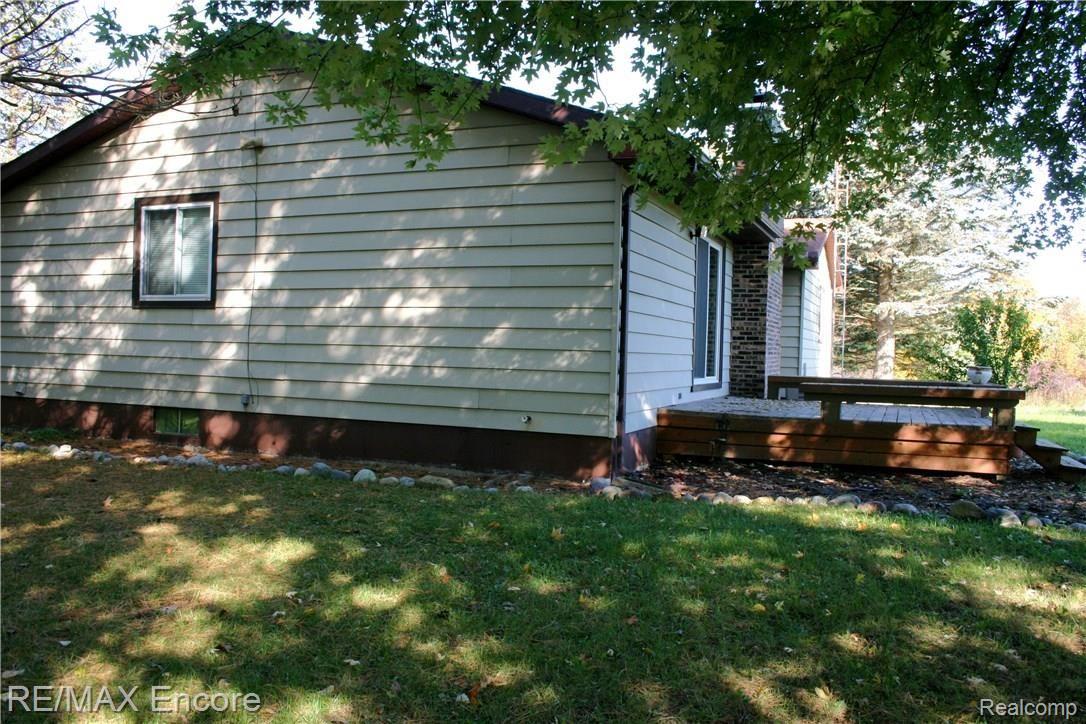 7161 Brewer Road Flint, MI 48507 - Photo 21 of 30 IMG_2197.JPG