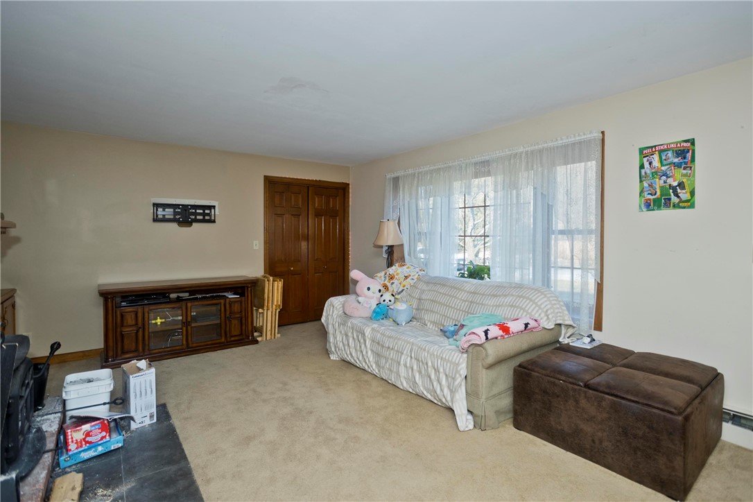 621 Black Plain Road North Smithfield, RI 02896 - Photo 11 of 30 Living Room