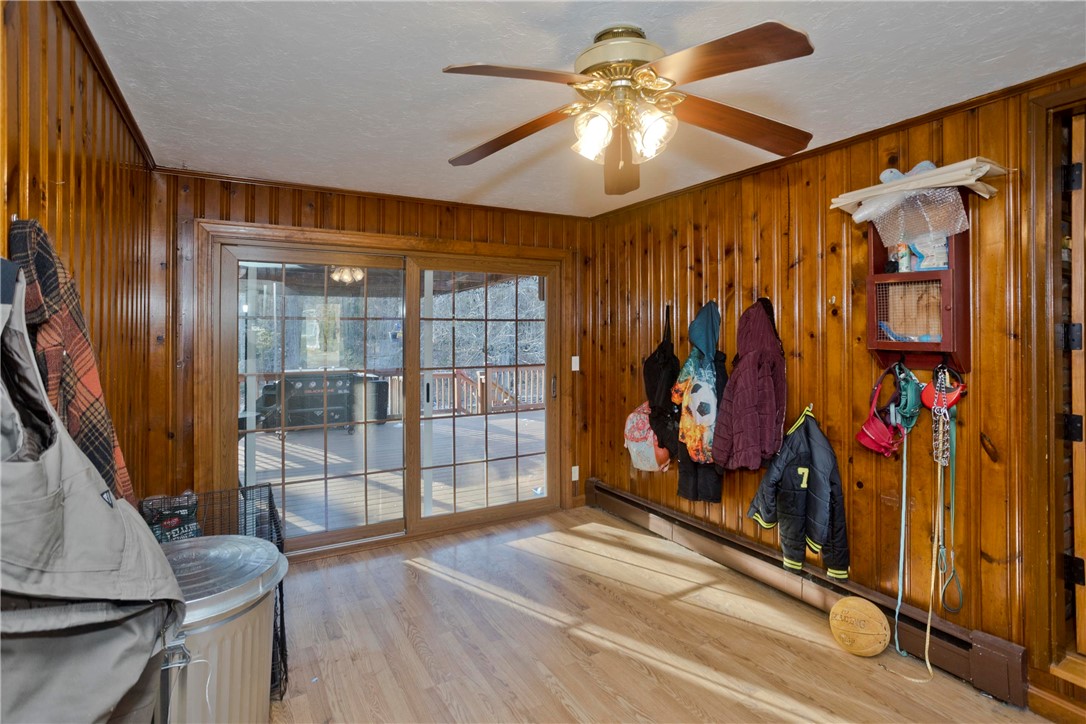 621 Black Plain Road North Smithfield, RI 02896 - Photo 4 of 30 Mudroom