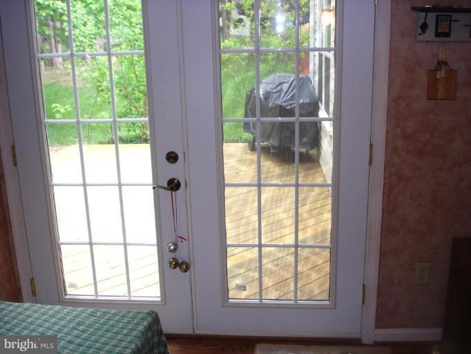 7324 Kindler Road Columbia, MD 21046 - Photo 14 of 19 Deck