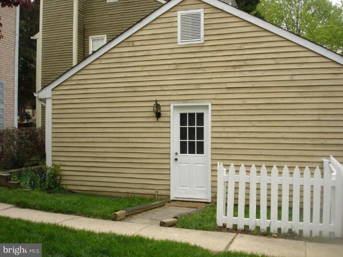7324 Kindler Road Columbia, MD 21046 - Photo 3 of 19 Garage 1