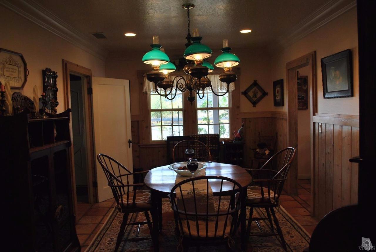 486 South Rice Road Ojai, CA 93023 - Photo 15 of 48 a dining room with furniture and window