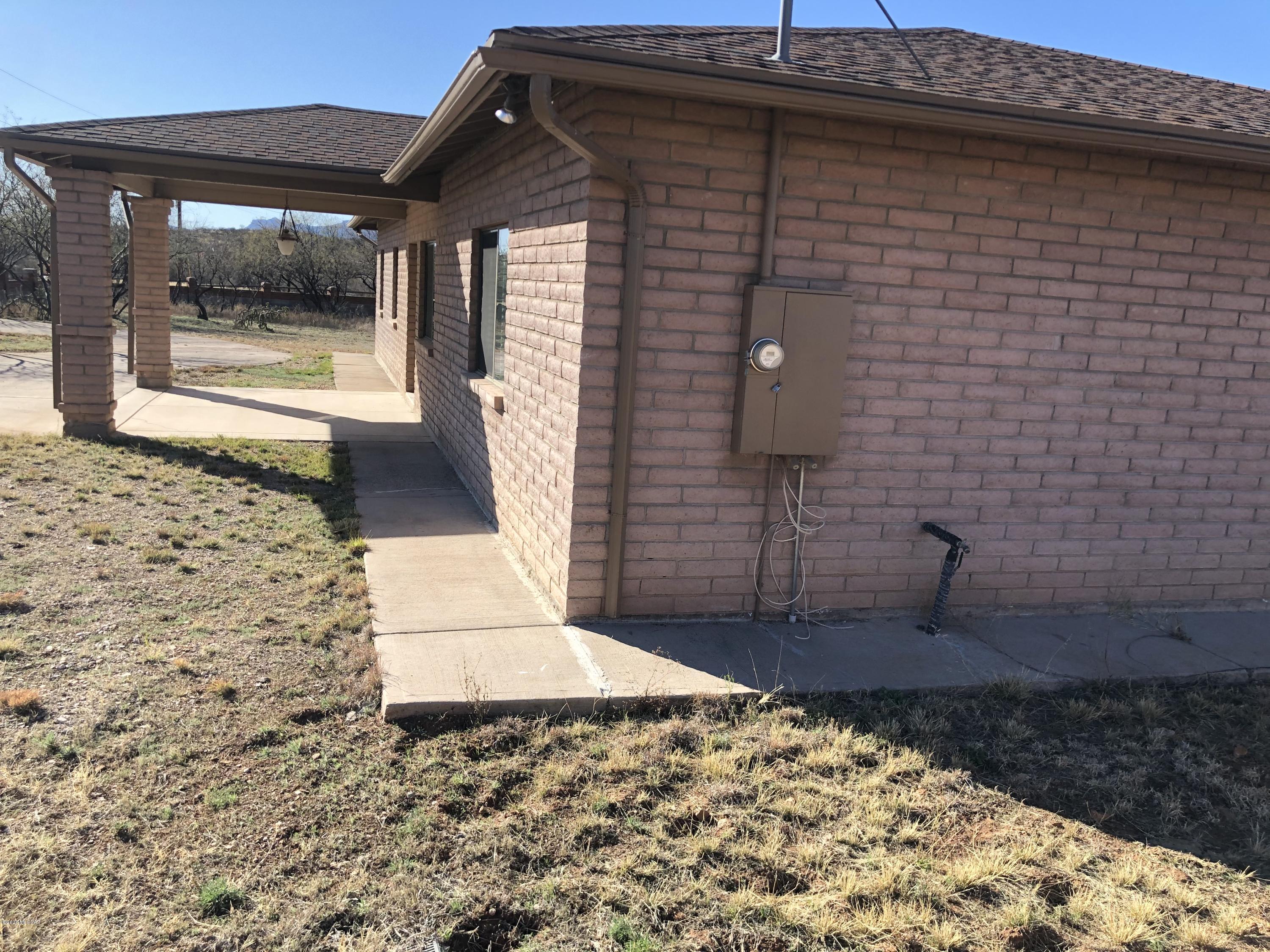 168 Paseo Dulzura Rio Rico, AZ 85648 - Photo 9 of 39