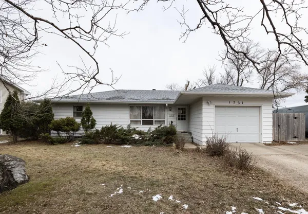 $249,900 | 1721 17th Street South, Fargo, ND 58103