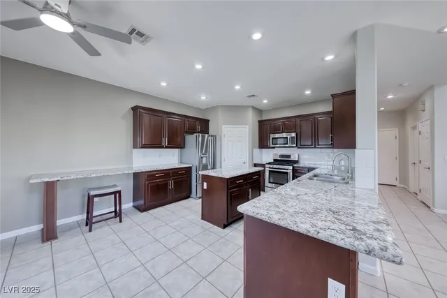 $2,595 | 3608 Julia Waldene Court, Las Vegas, NV 89129