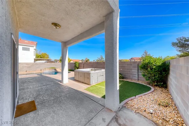 $2,595 | 3608 Julia Waldene Court, Las Vegas, NV 89129