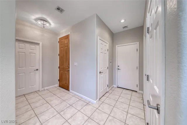 $2,595 | 3608 Julia Waldene Court, Las Vegas, NV 89129