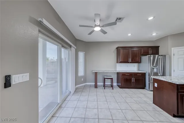 $2,595 | 3608 Julia Waldene Court, Las Vegas, NV 89129