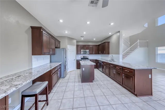 $2,595 | 3608 Julia Waldene Court, Las Vegas, NV 89129