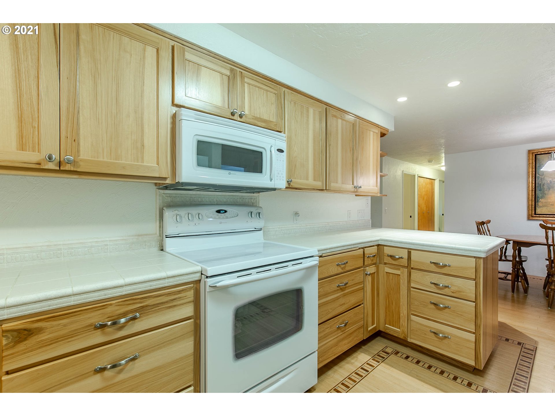 937 55th Place Springfield, OR 97478 - Photo 17 of 32