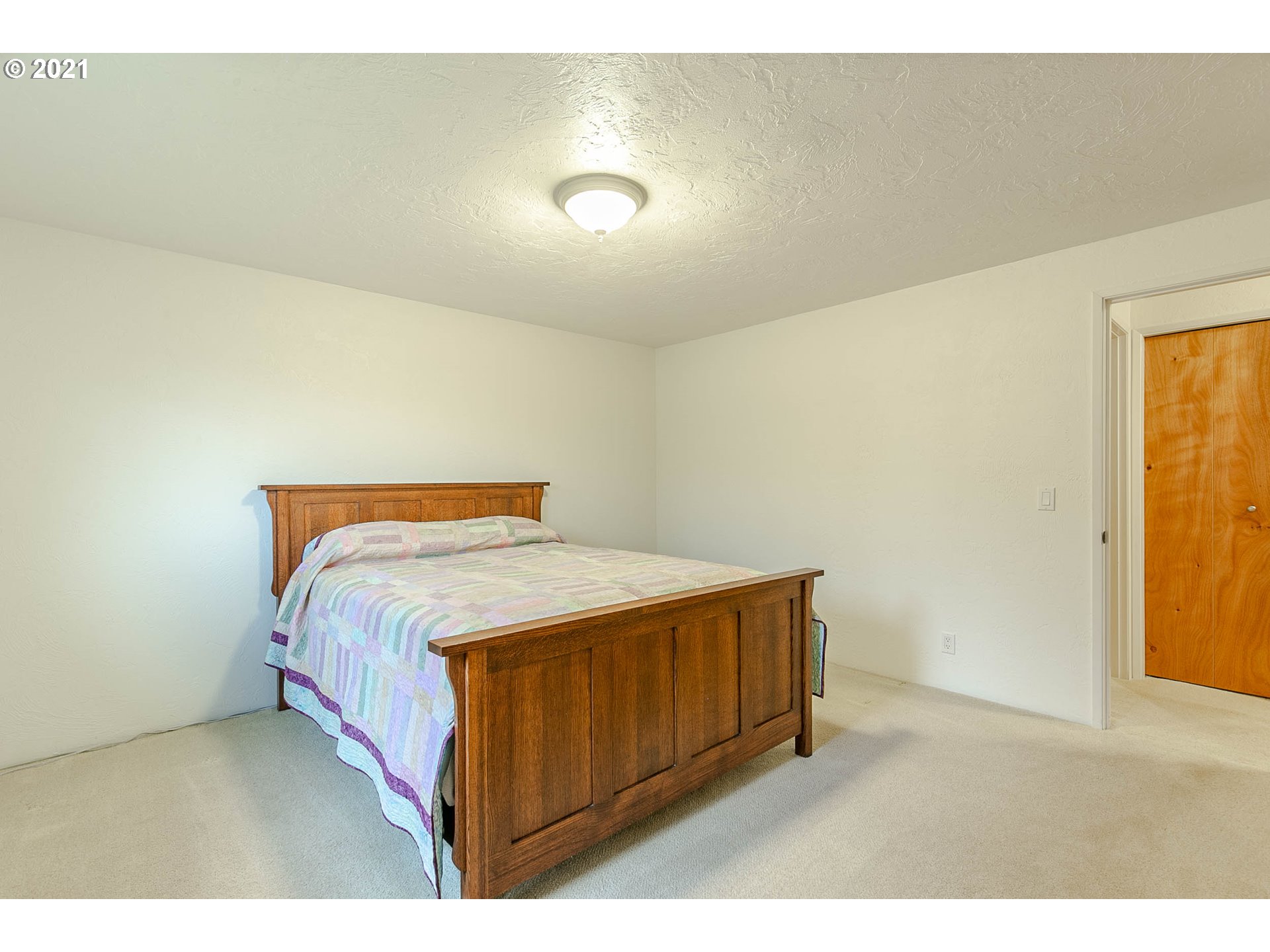 937 55th Place Springfield, OR 97478 - Photo 21 of 32