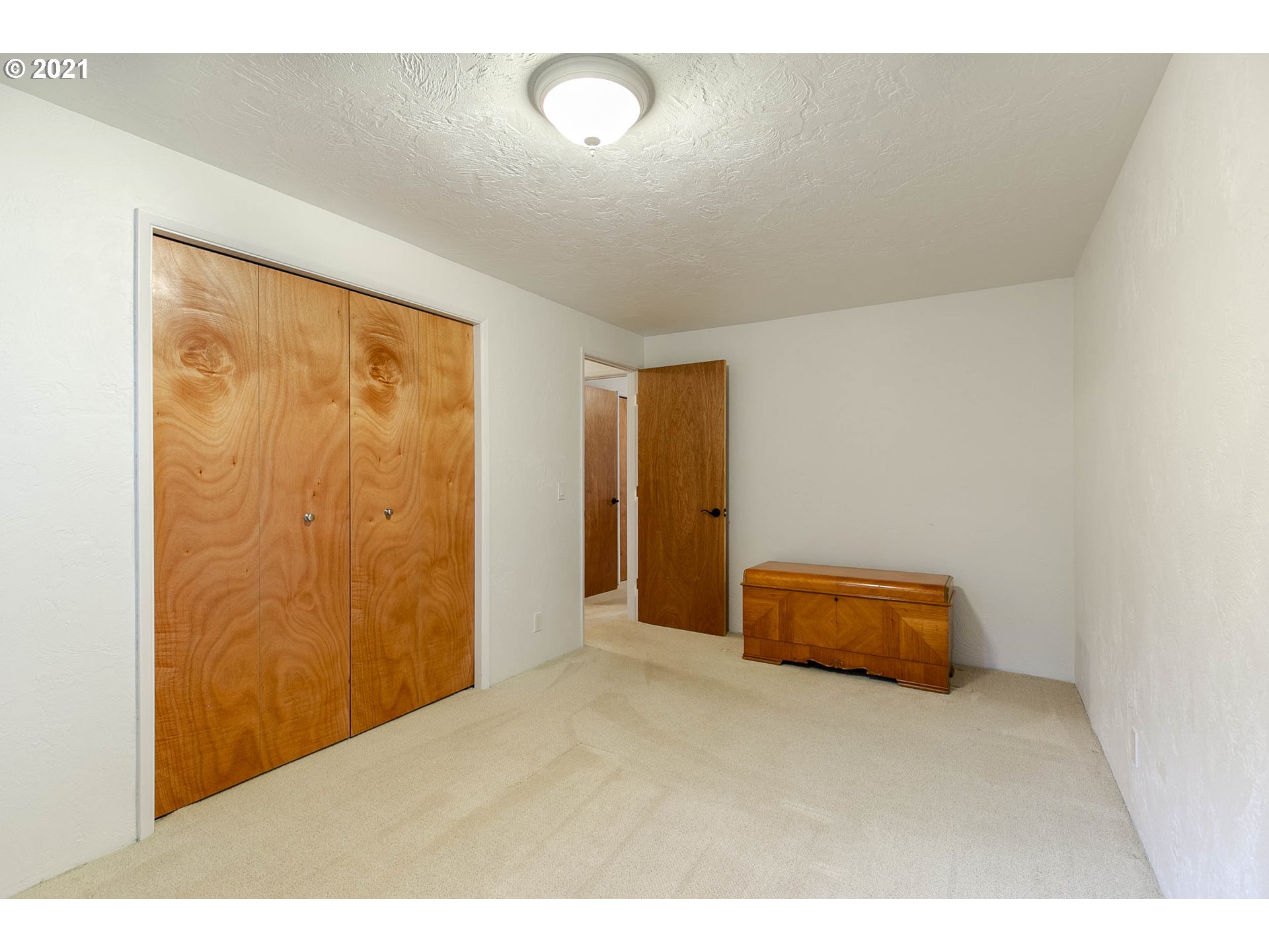 937 55th Place Springfield, OR 97478 - Photo 24 of 32