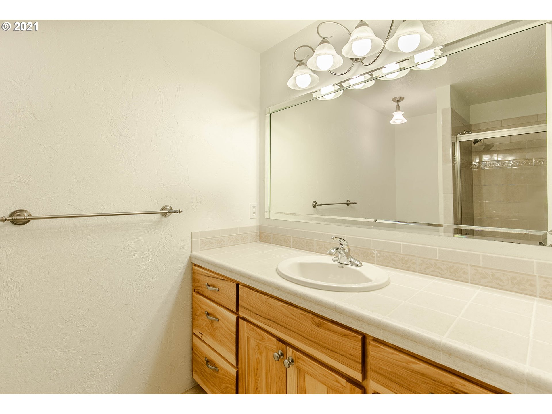 937 55th Place Springfield, OR 97478 - Photo 25 of 32