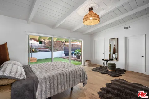 $1,499,000 | 4406 Don Diablo Drive, Los Angeles, CA 90008