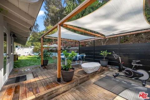 $1,499,000 | 4406 Don Diablo Drive, Los Angeles, CA 90008