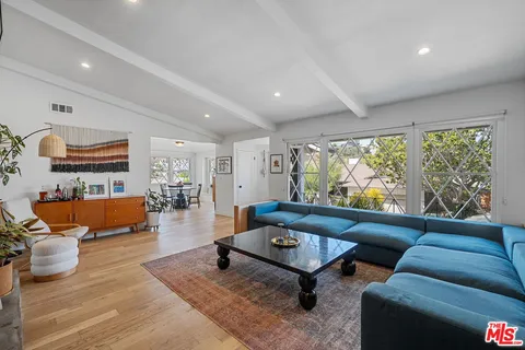 $1,499,000 | 4406 Don Diablo Drive, Los Angeles, CA 90008