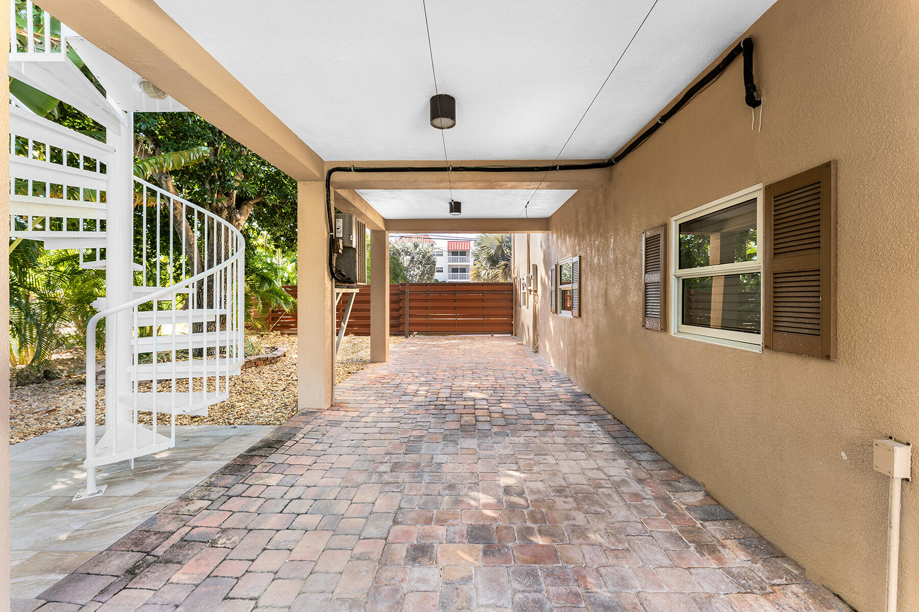 568 Sombrero Beach Road Marathon, FL 33050 - Photo 20 of 62 568 Sombrero Beach Road