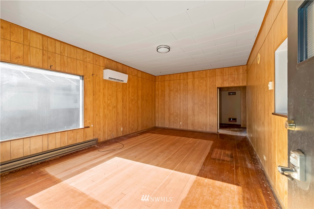 212 Myrtle Street Cosmopolis, WA 98537 - Photo 3 of 27 Gallery Image 3