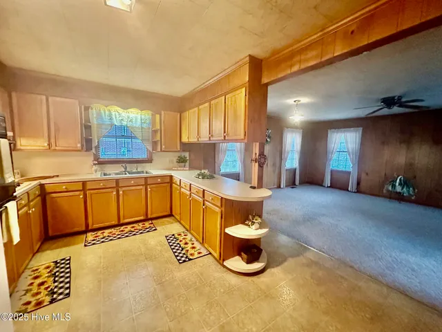 $134,600 | 405 East Simmons Avenue, Williamston, NC 27892