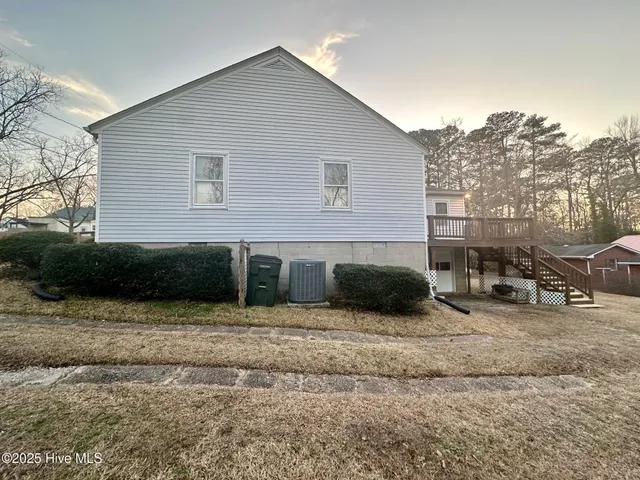 $134,600 | 405 East Simmons Avenue, Williamston, NC 27892