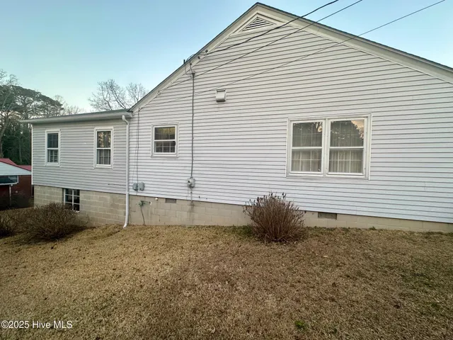 $134,600 | 405 East Simmons Avenue, Williamston, NC 27892