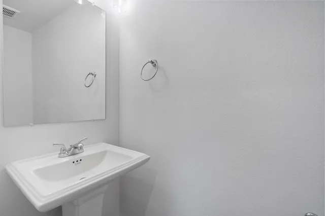 $438,980 | 620 Cross Timbers Trace, Hempstead, TX 77445