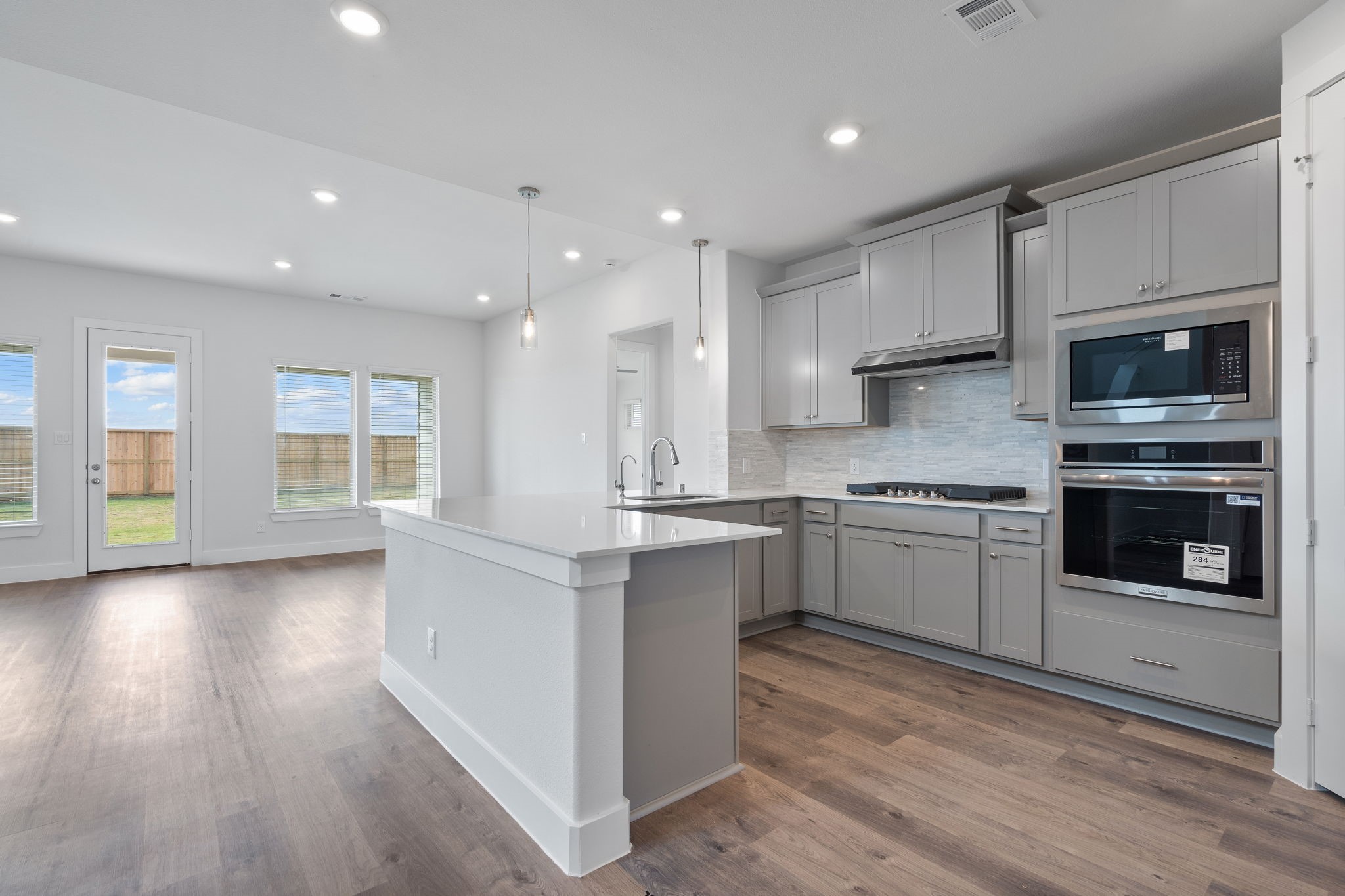 620 Cross Timbers Trace Hempstead, TX 77445 - Photo 4 of 36