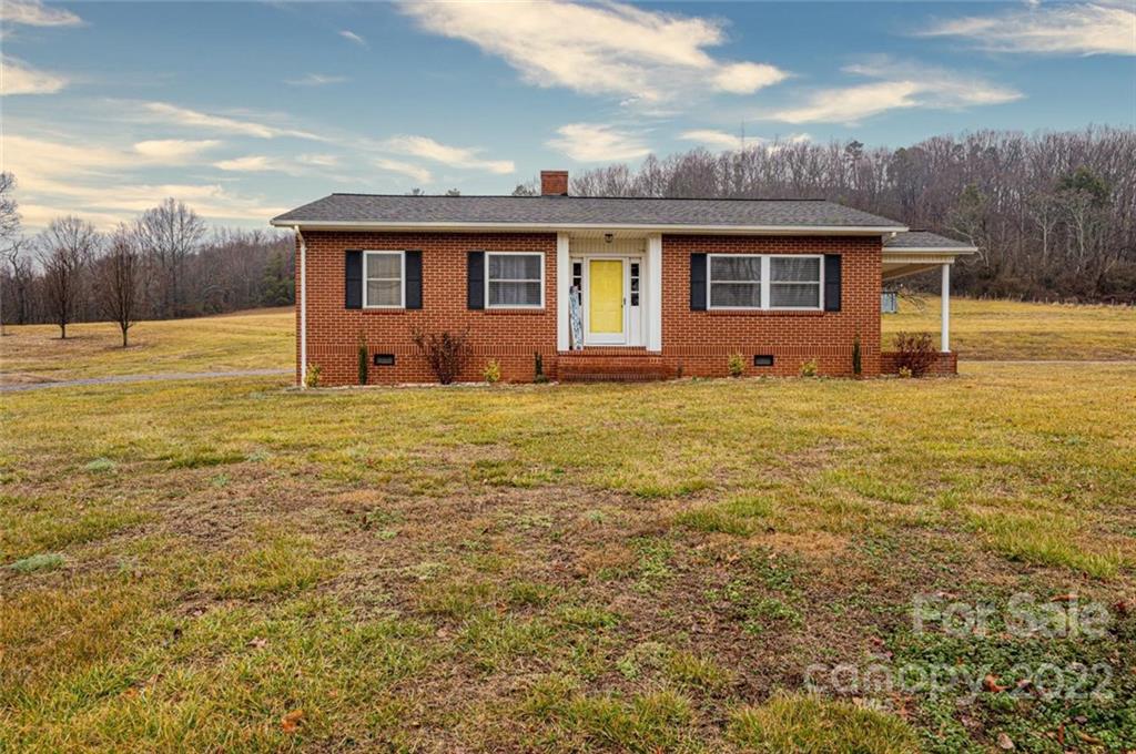 477 Black Oak Ridge Road Taylorsville, NC 28681 - Photo 1 of 19 Gallery Image 1