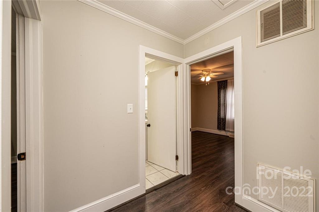 477 Black Oak Ridge Road Taylorsville, NC 28681 - Photo 14 of 19 Gallery Image 14
