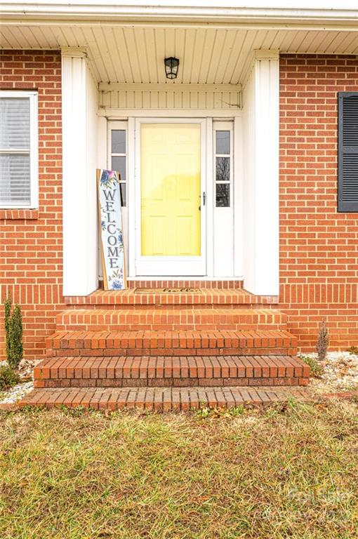 477 Black Oak Ridge Road Taylorsville, NC 28681 - Photo 2 of 19 Gallery Image 2