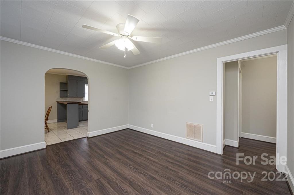 477 Black Oak Ridge Road Taylorsville, NC 28681 - Photo 7 of 19 Gallery Image 7