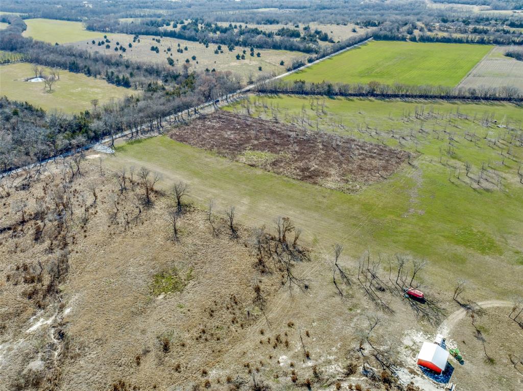 2023 Joe Davis Road Whitewright, TX 75491 - Photo 14 of 16