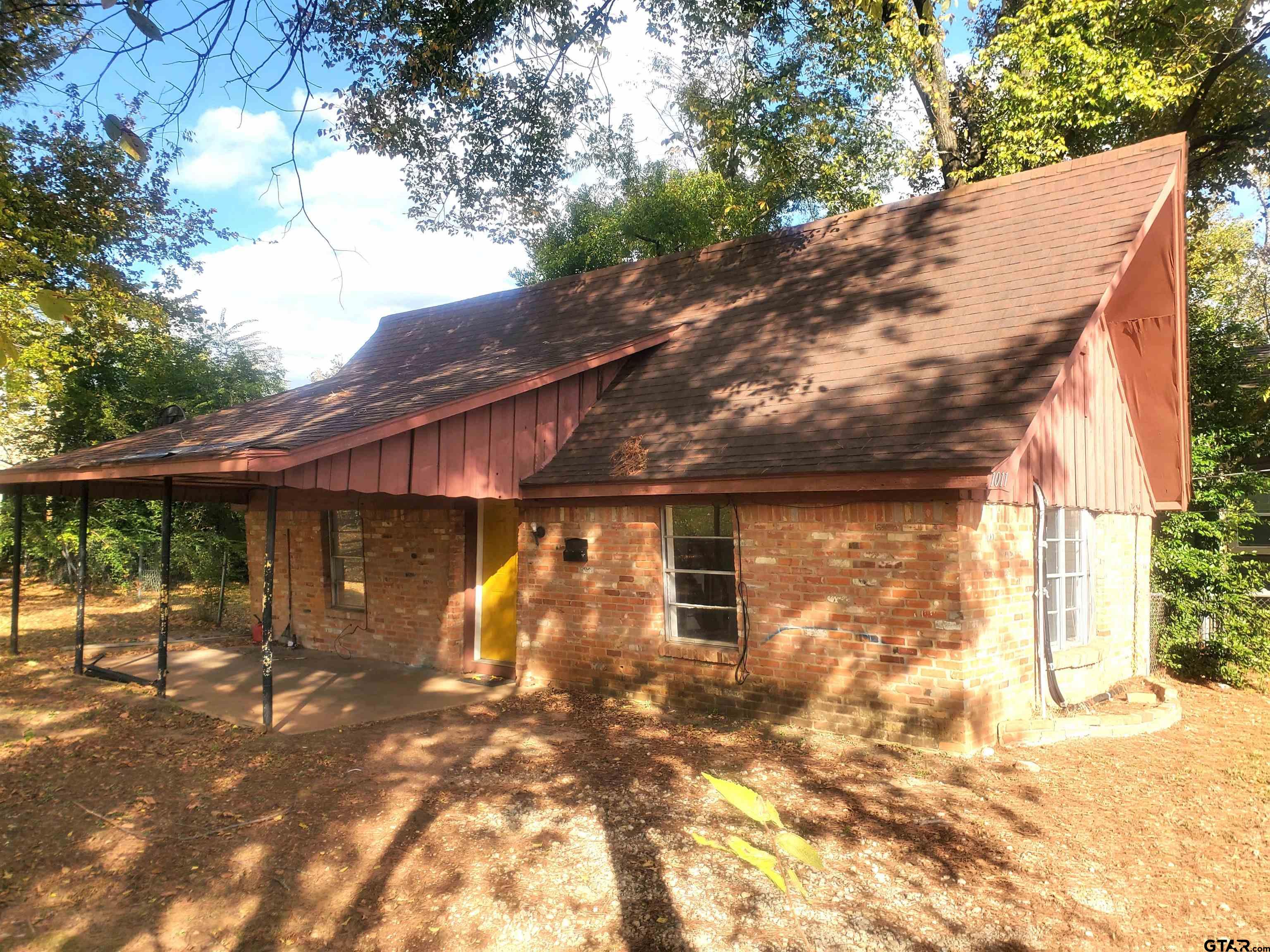 1011 West 2nd Street Tyler, TX 75701 - Photo 2 of 24
