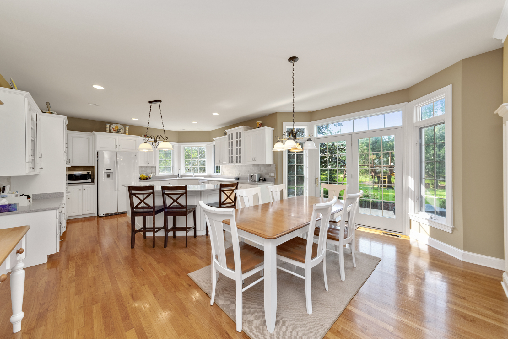 1707 Robert Lane Naperville, IL 60564 - Photo 8 of 33